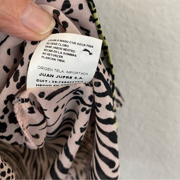 Clara Ibarguren SheerTan, Black, Green Mixed Animal Print Sleeveless Blouse 12 - Picture 7 of 8